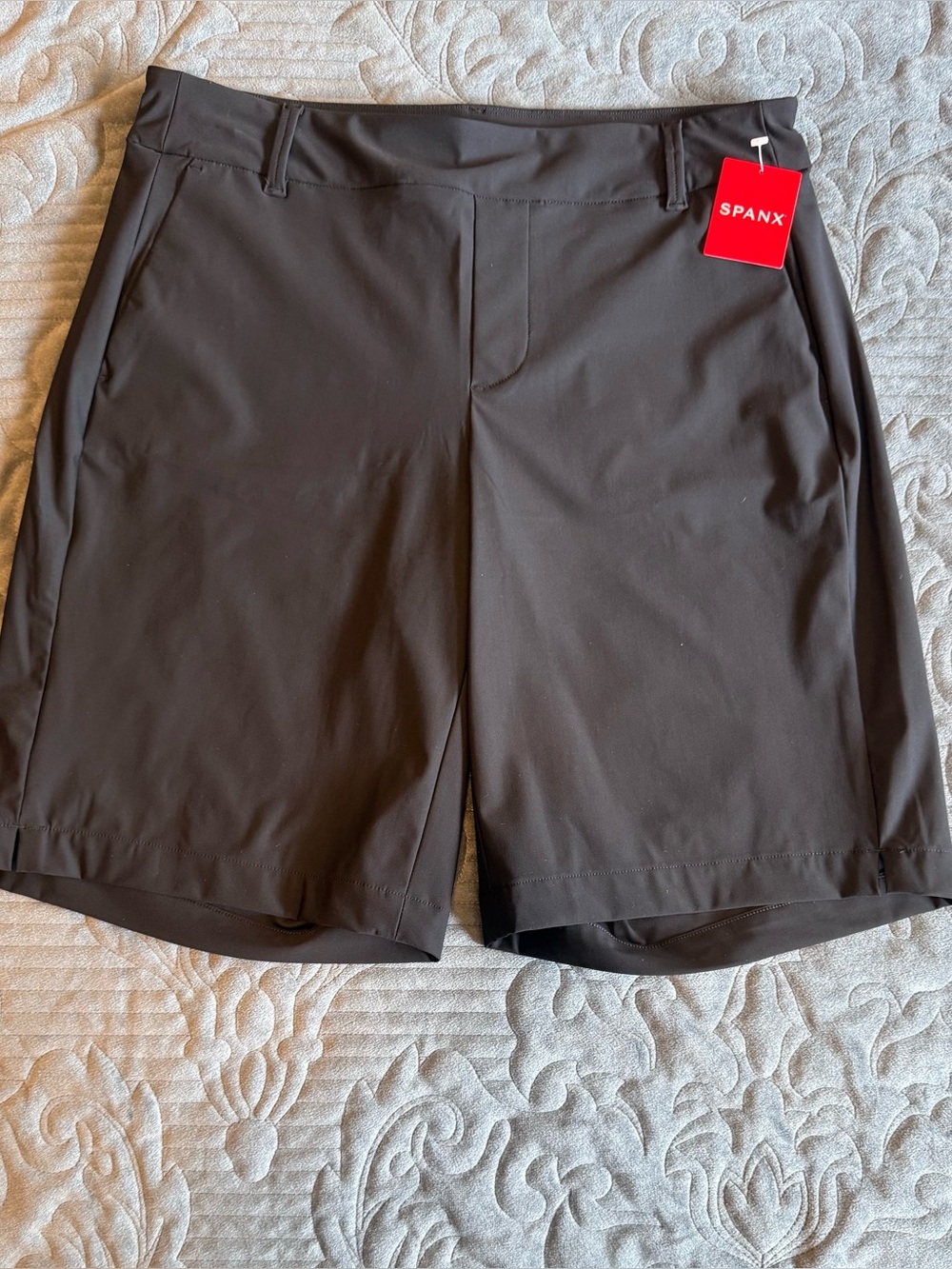 Spanx Women’s Lightweight Sunshine Black Casual Shorts S/P